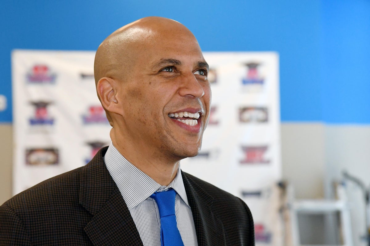 Cory Booker Economic Plan How Close Are Baby Bonds To Reparations