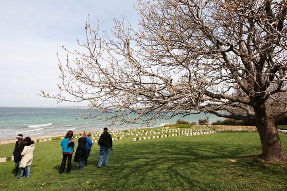 Descendants of Australian war veterans visit Australian soldier cemetary at Anzac Cove