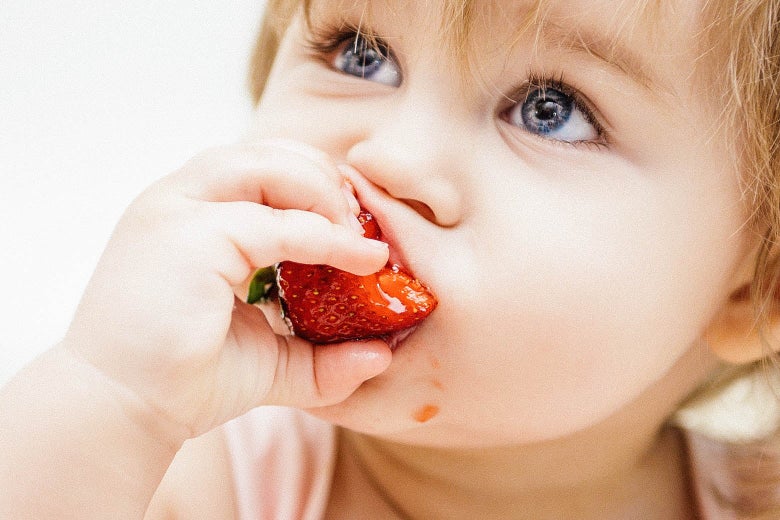 how do i know if my baby is allergic to blueberries