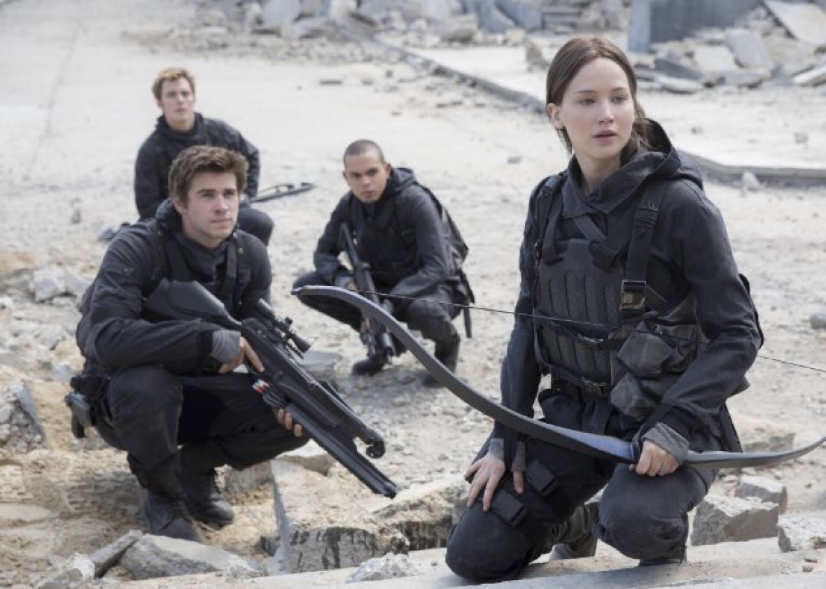 Gale Hawthorne (Liam Hemsworth) and and Katniss Everdeen (Jennifer Lawrence) in The Hunger Games: Mockingjay—Part 2.
