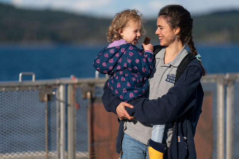 Margaret Qualley and Rylea Nevaeh Whittet in Maid