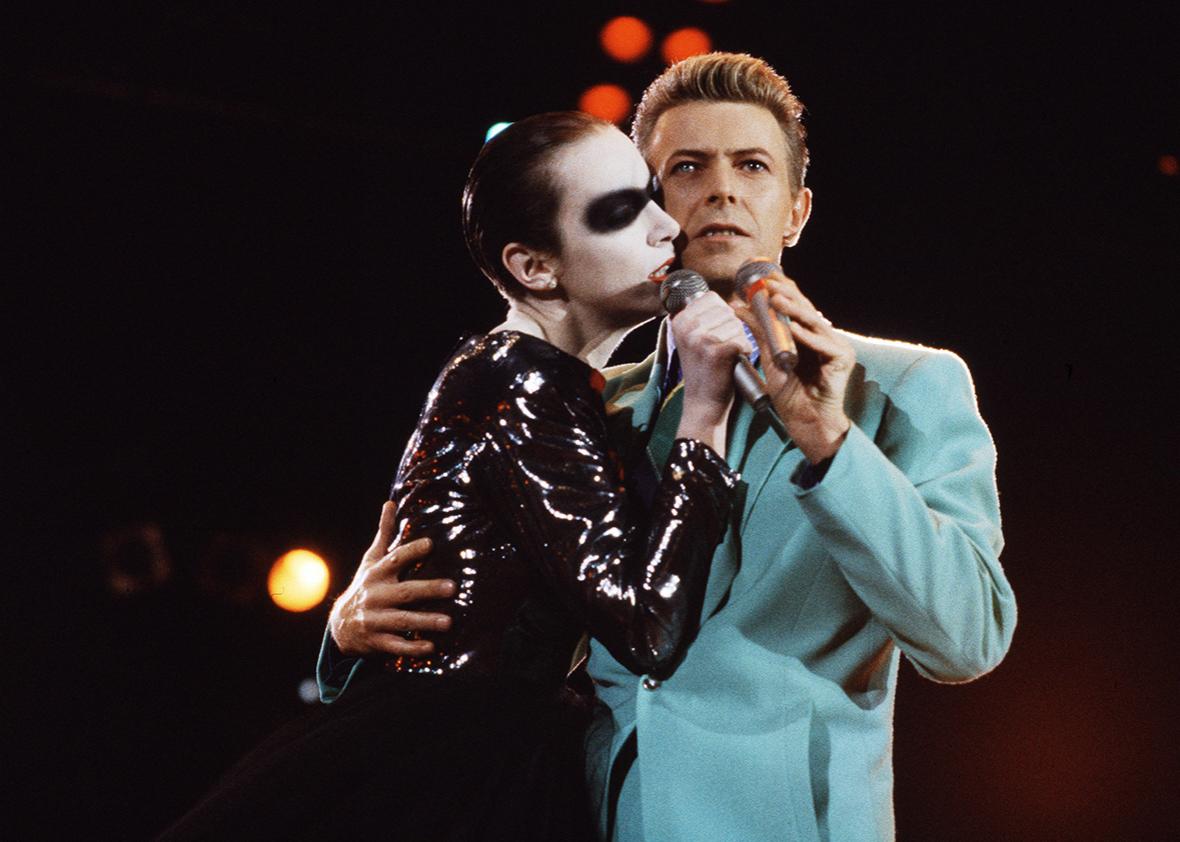 Annie Lennox and David Bowie in 1992