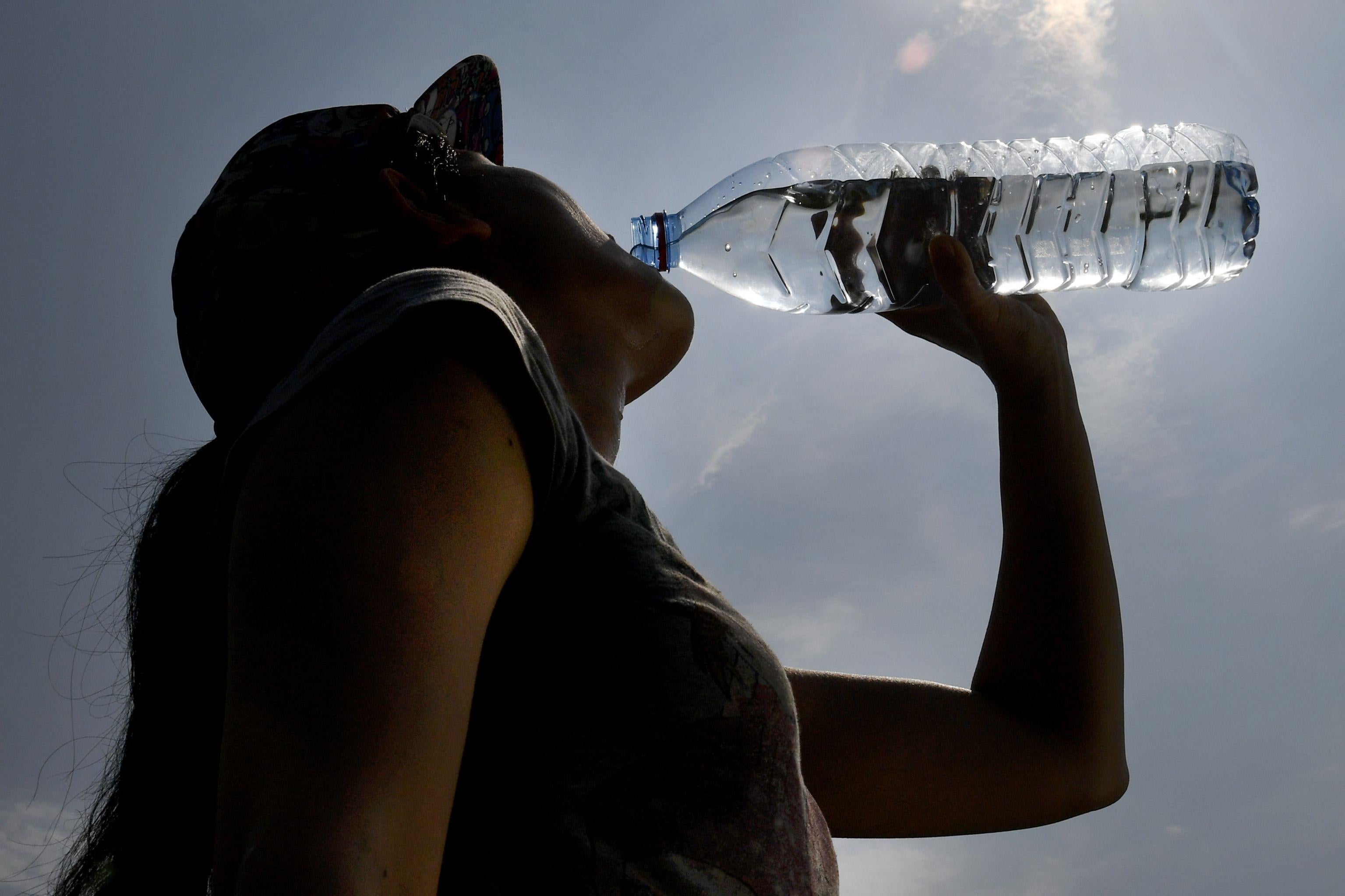Decoder Ring examines the history of hydration and how water bottles took over the world thanks to Perrier, Gatorade, big water, Nalgene, Goop, and skincare. - Vimarsana News