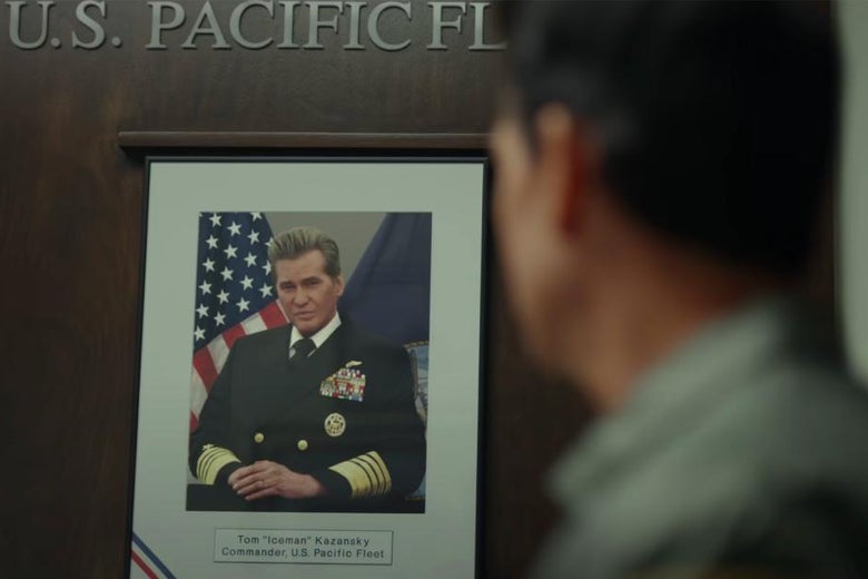 Top Gun: Maverick’s Tearjerking Val Kilmer Scene Has a Deeper Subtext Top Gun: Maverick’s Tearjerking Val Kilmer Scene Has a Deeper Subtext