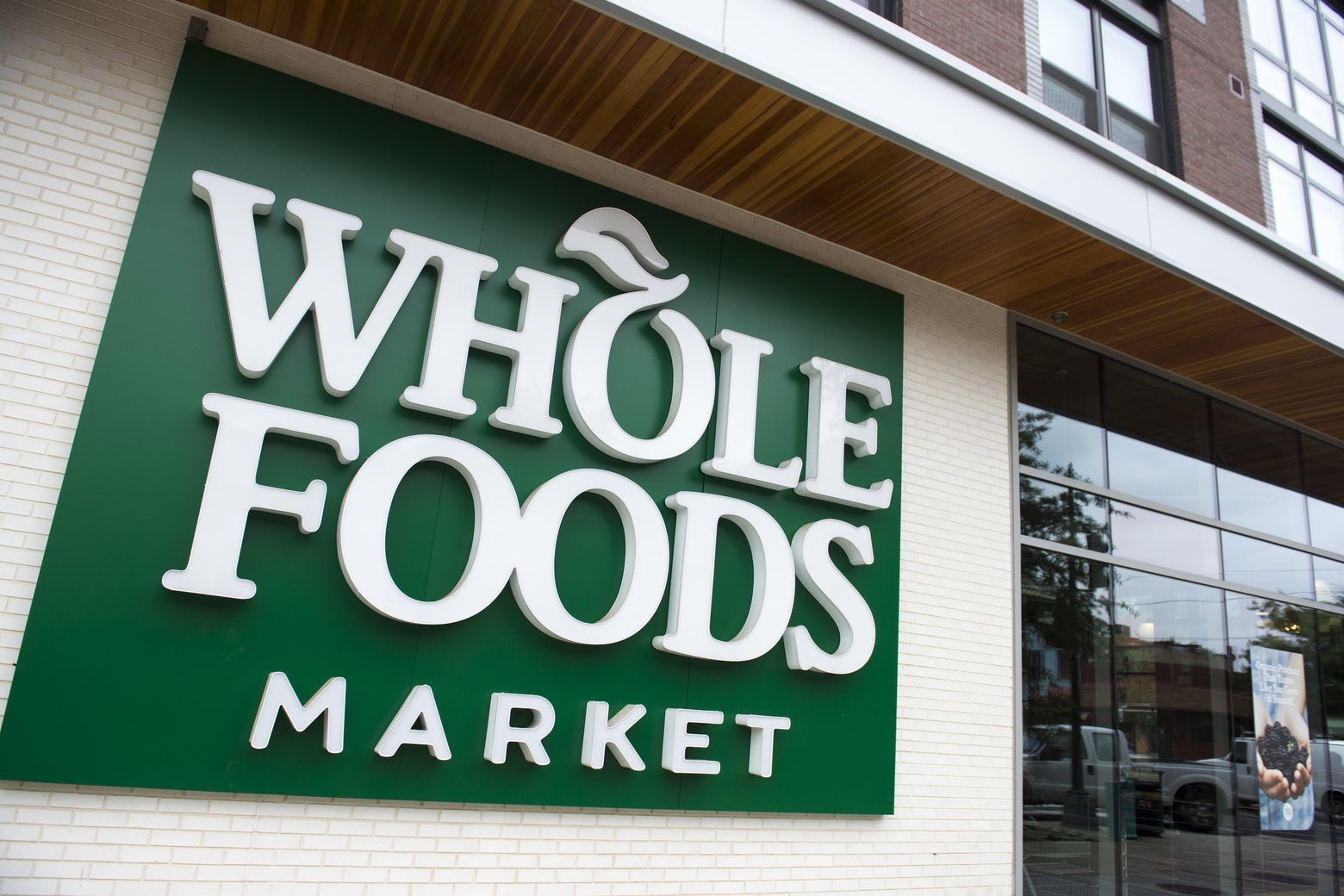 Whole Foods’ discount for Amazon Prime members when it starts, how it
