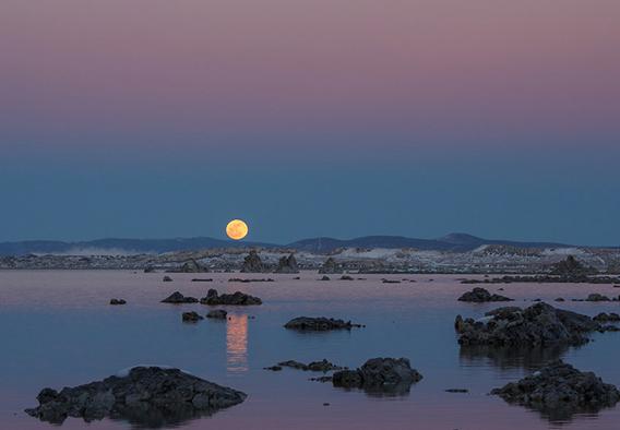 Moon rise over Mono Lake