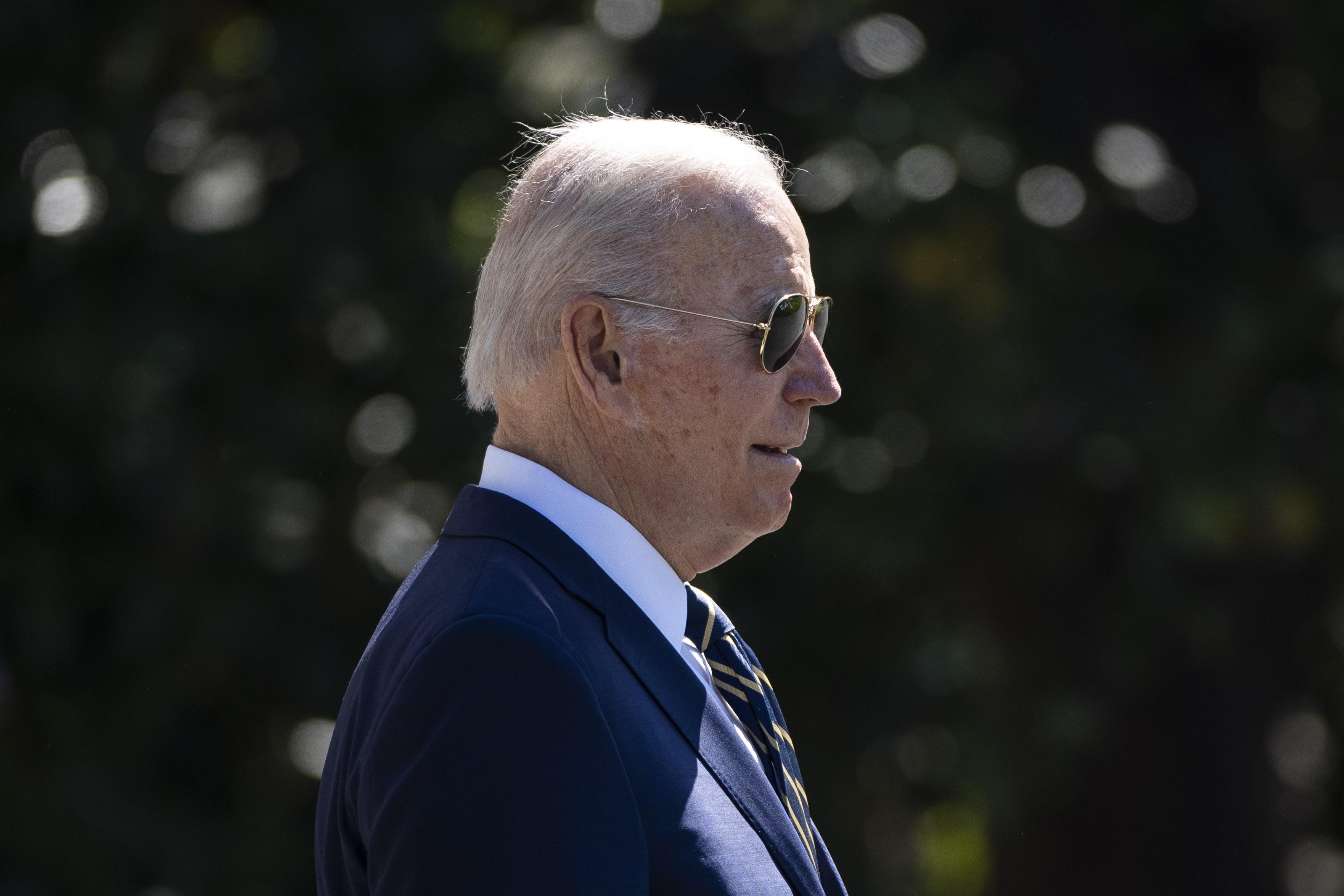 roe-v-wade-overturned-meaning-six-ways-biden-could-use-his-executive