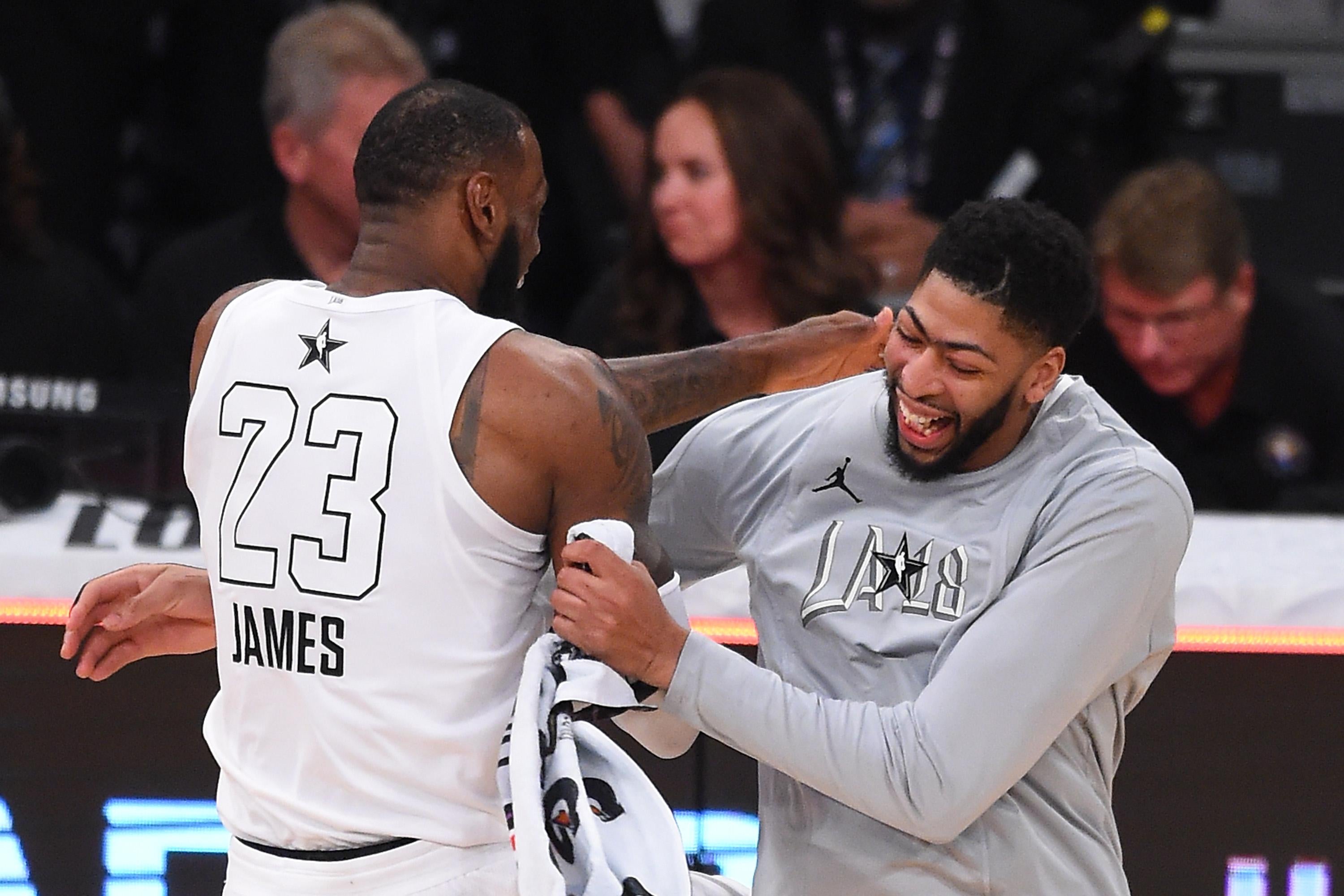 Knicks Could Trade Zion Williamson Pick for Anthony Davis