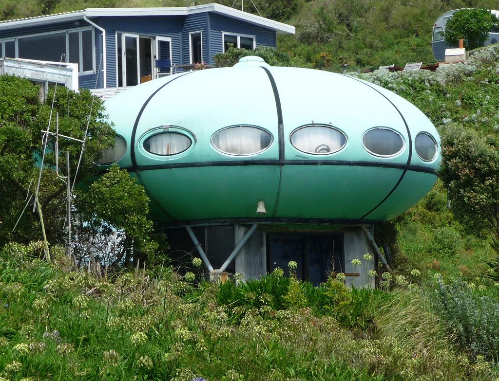 Futuro Houses, UFO houses from the 60s designed by Matti Suuronen Futuro Houses, UFO houses from the 60s designed by Matti Suuronen