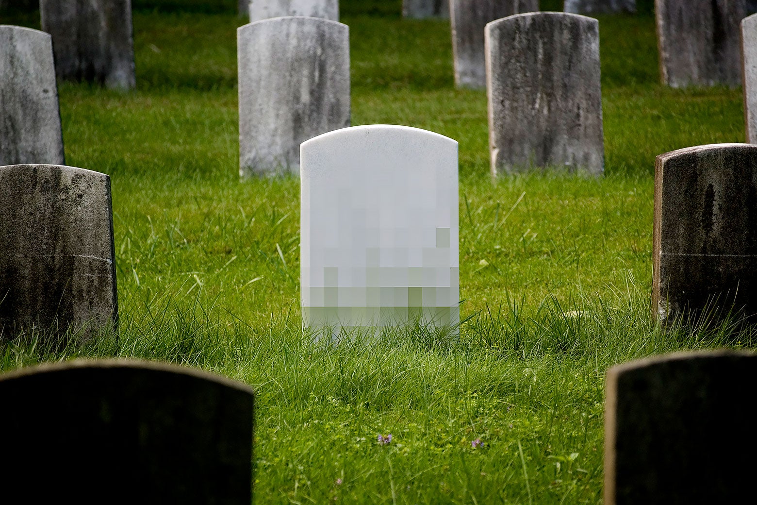 slate.com - Jess Keefe - A New Industry Is Being Built on 'Talking' to the Dead. It's Ghoulish-and Worth Billions.