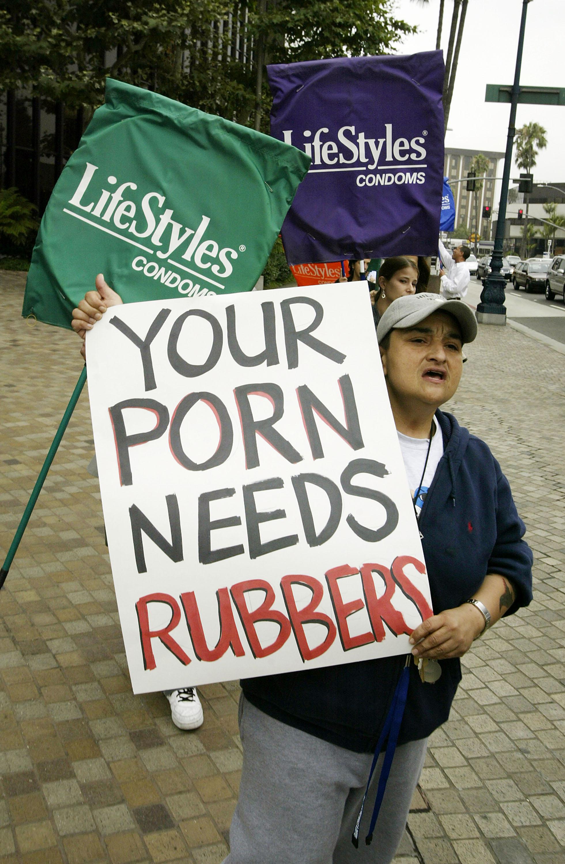 Condames - CGI in pornography can help circumvent L.A.'s condom law.