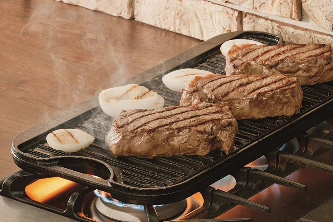 Lodge LPGI3 Cast Iron Reversible Grill/Griddle.