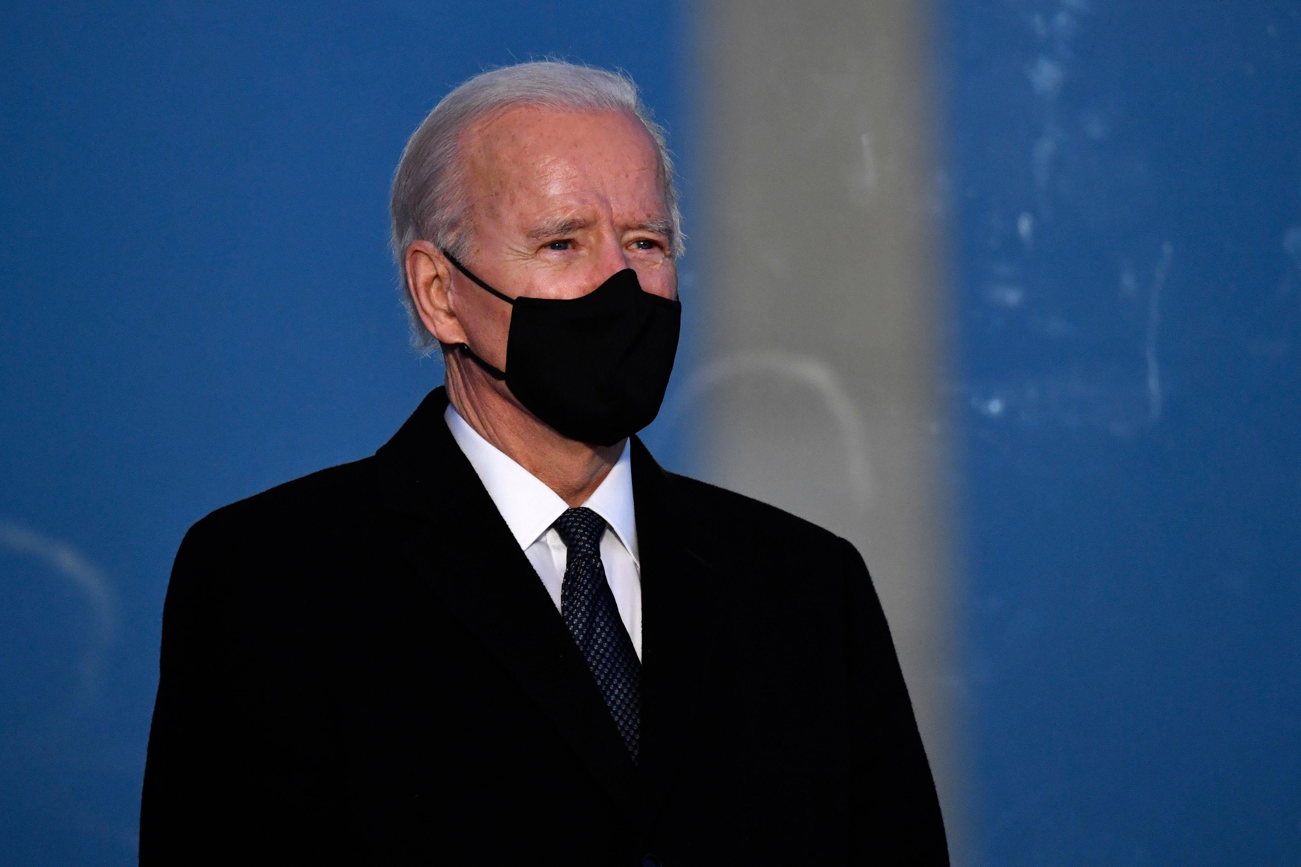 Biden in a mask
