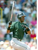 TOR@TB Fred McGriff hits his 500th career homer in MVP Baseball