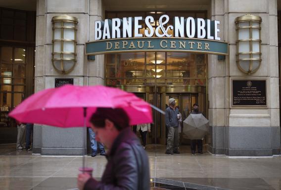 Barnes Noble Closures Mitchell Klipper Tells Wsj He Ll Close 20