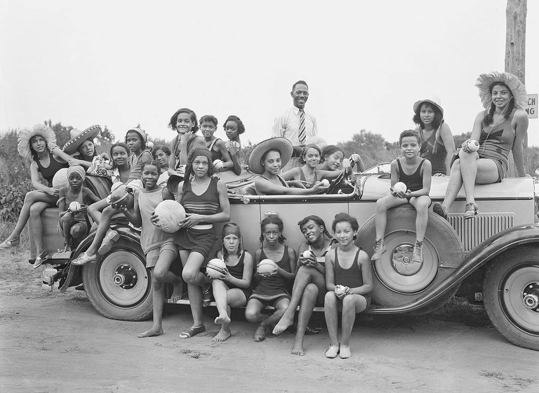 Lu Vickers and Cynthia Wilson-Graham explore the Florida attraction Paradise  Park in their book, Remembering Paradise Park.