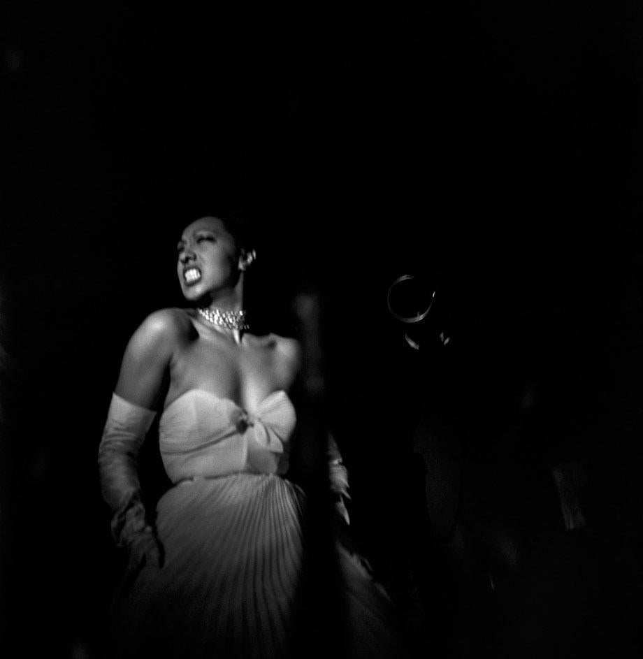 A look back at the famous women Eve Arnold photographed