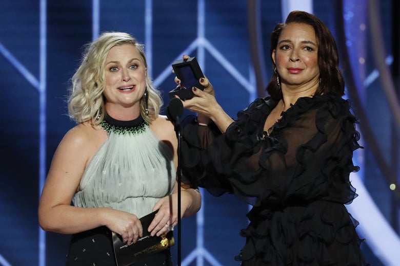 Golden Globes 2019 Maya Rudolph proposes to Amy Poehler proves