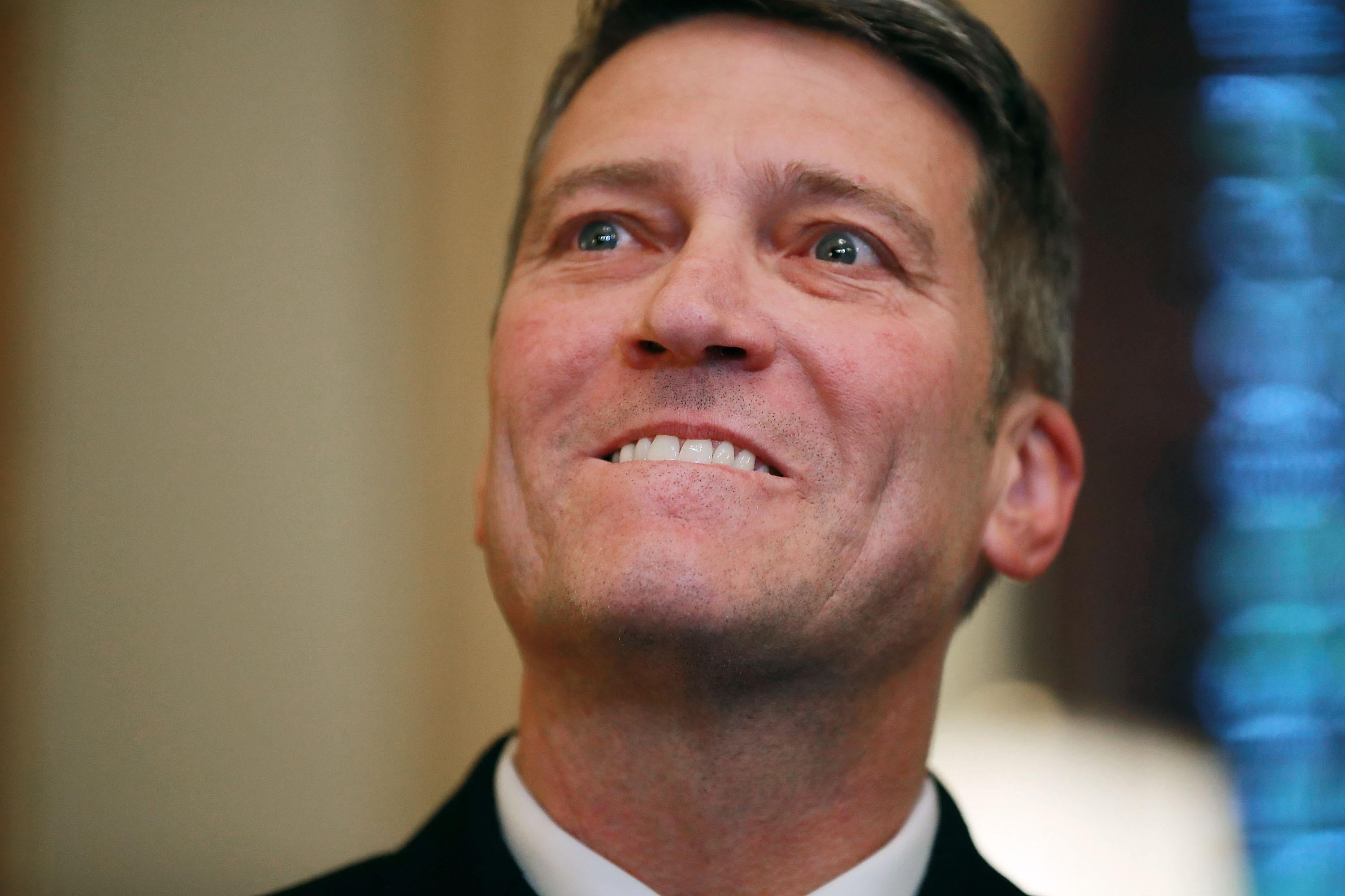 DoD Report Describes Trump Doctor Ronny Jackson as a Lecherous Boozehound and All-Around Terrible Colleague