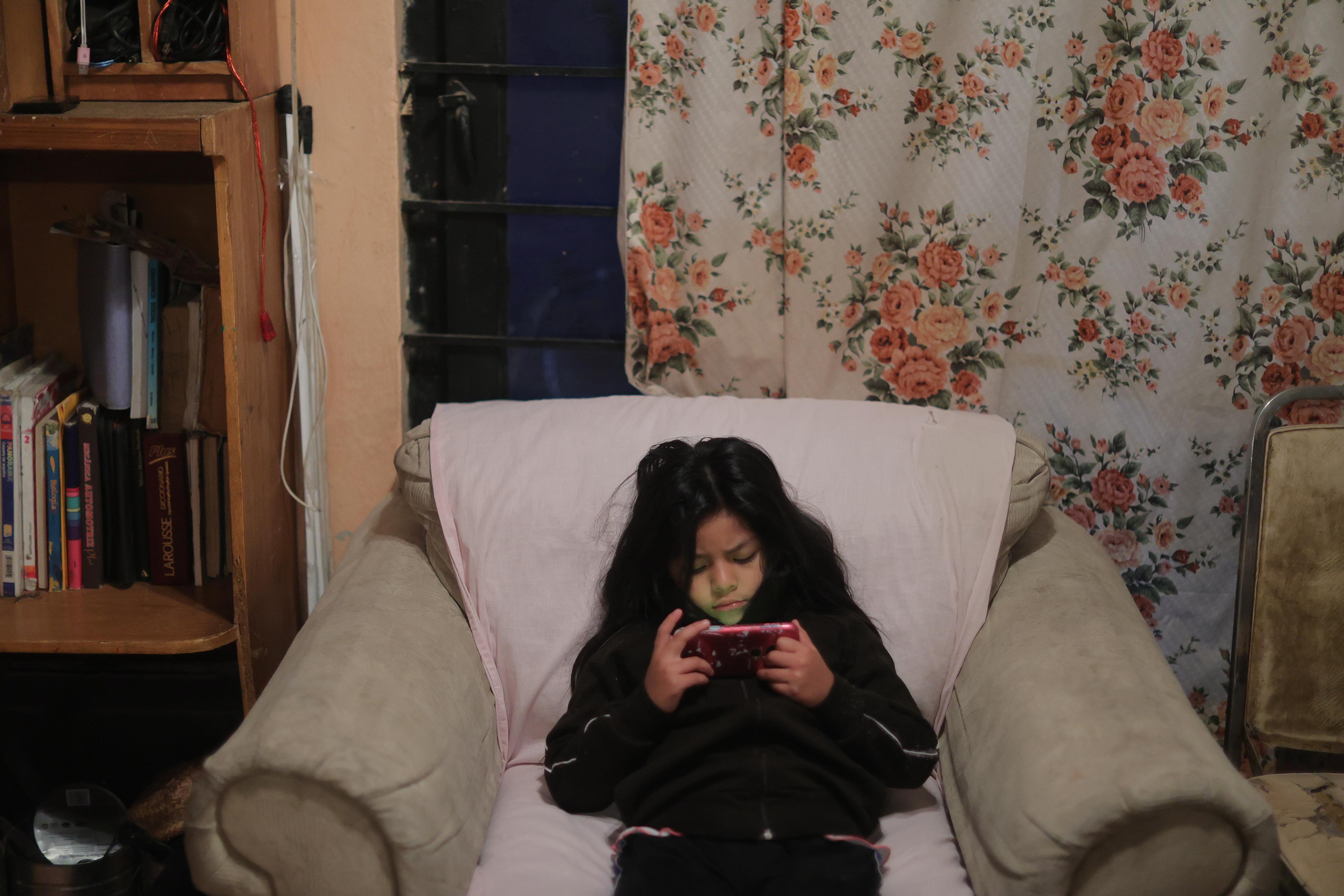 Distance Learning Exacerbates Inequality in Mexico