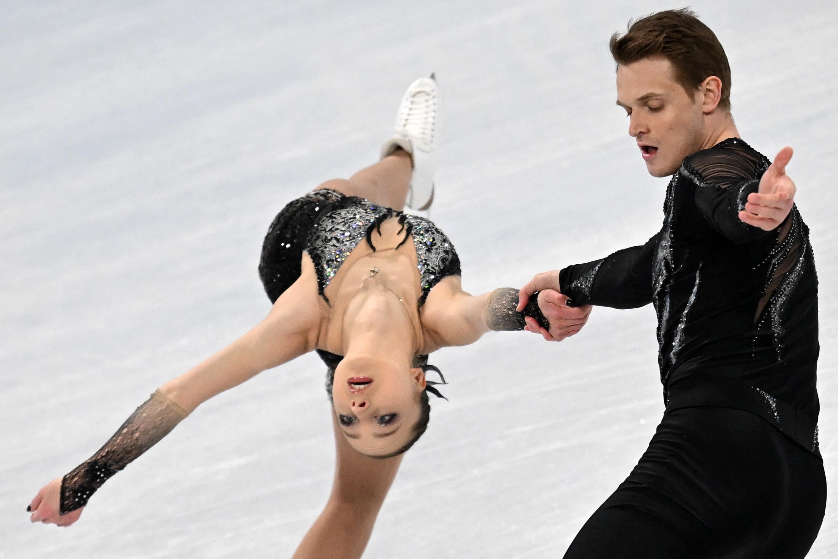 Winter Olympics pairs figure skating short program recap China, Russia