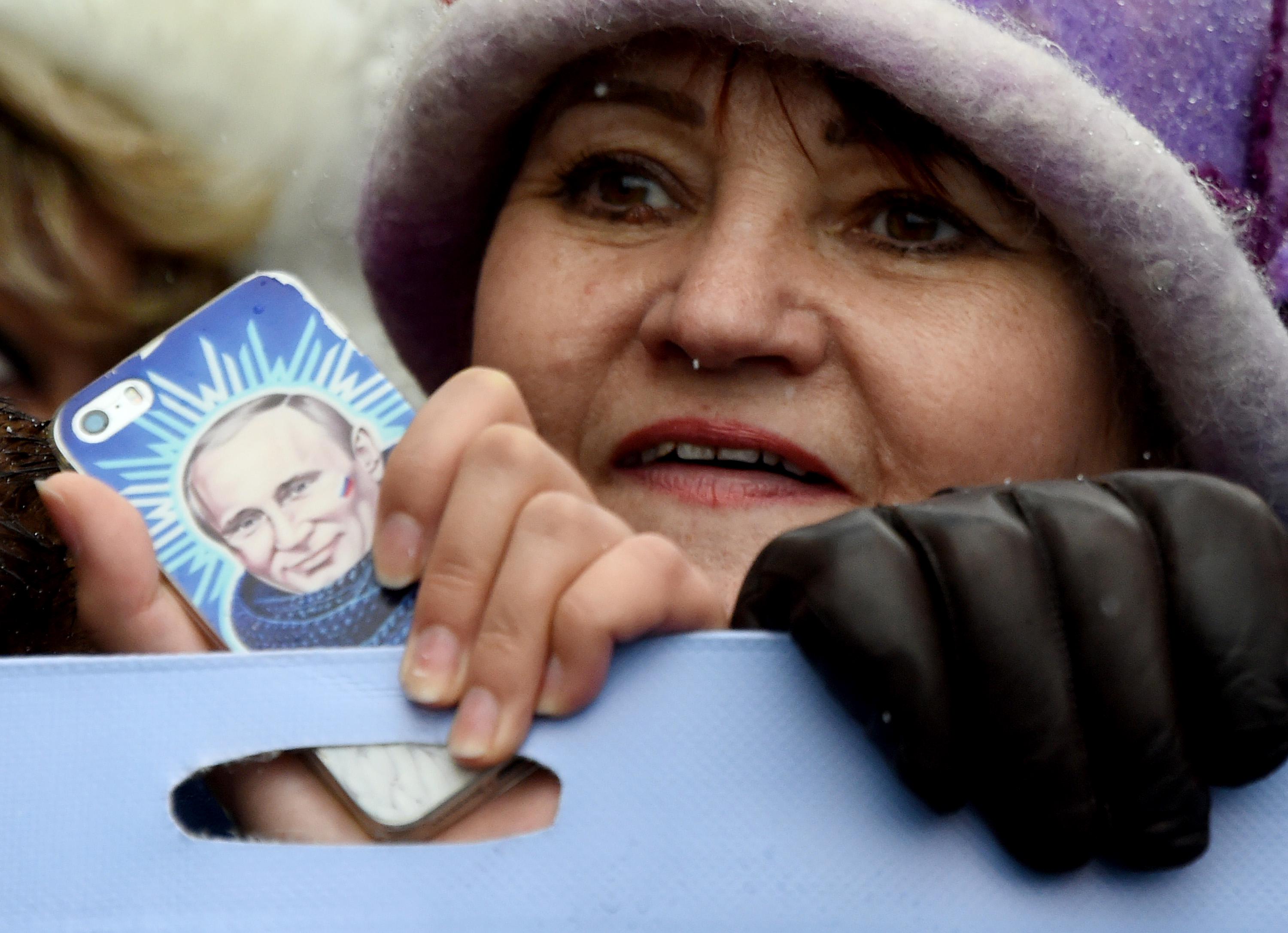 The Kremlin May Make Foreign Internet Companies Open Offices in Russia