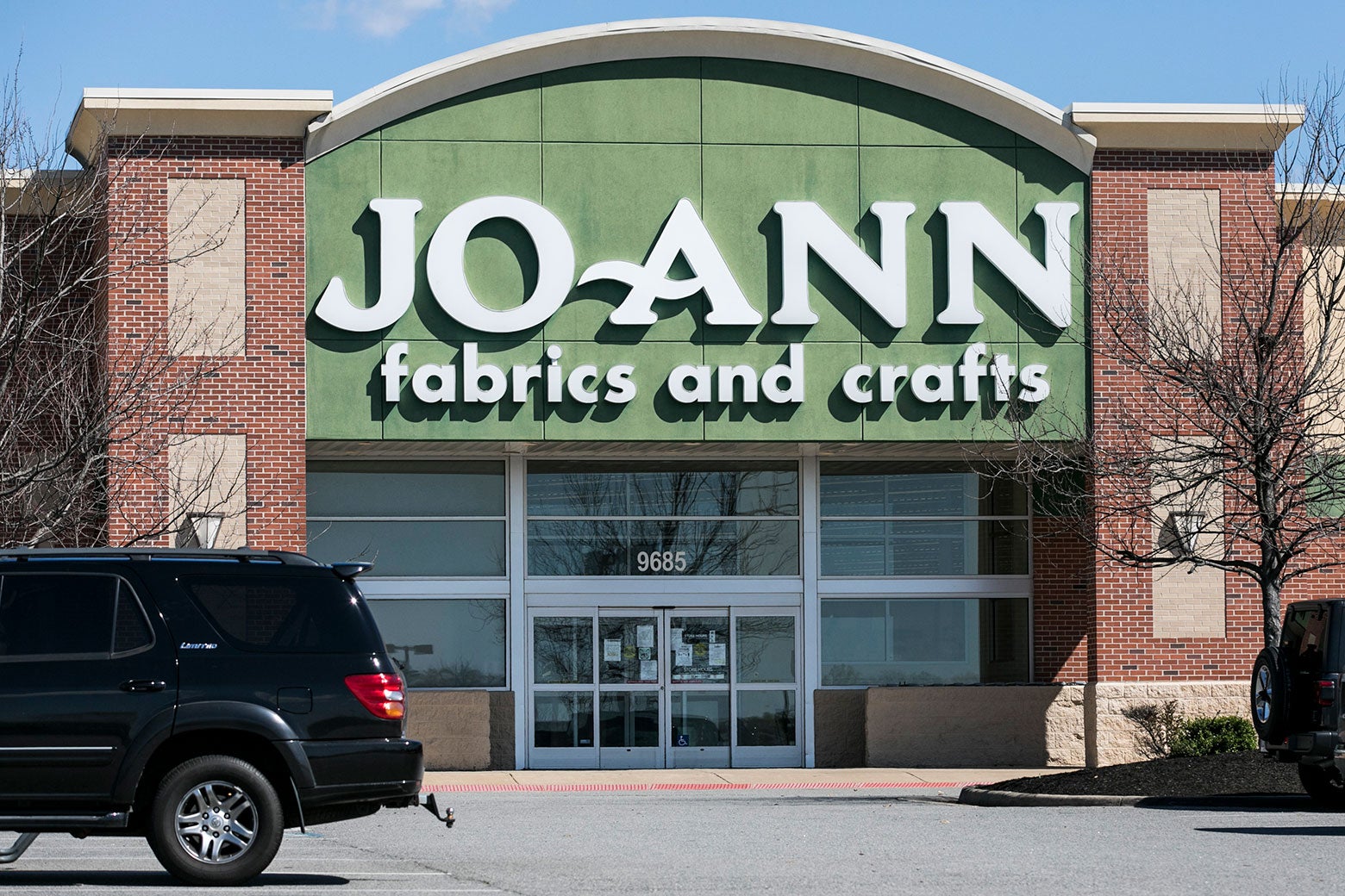 Joann Fabrics Was the Messiest Store in My Life. I'm Going to Miss It So Much.