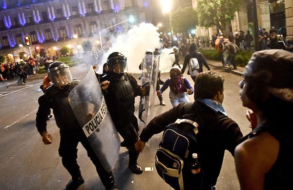 mexico ayotzinapa missing students protests.