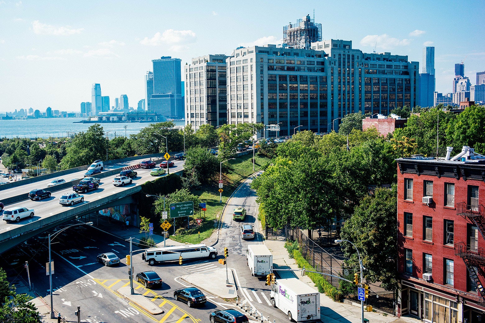 Vehicles enter the Brooklyn–Queens Expressway along Atlantic Avenue on Aug. 15, 2015 in Brooklyn, New York City.
