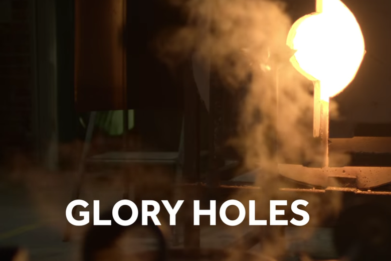 A glory hole glass blowing furnace