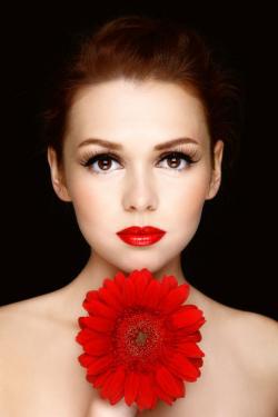 woman with red lips, red flower