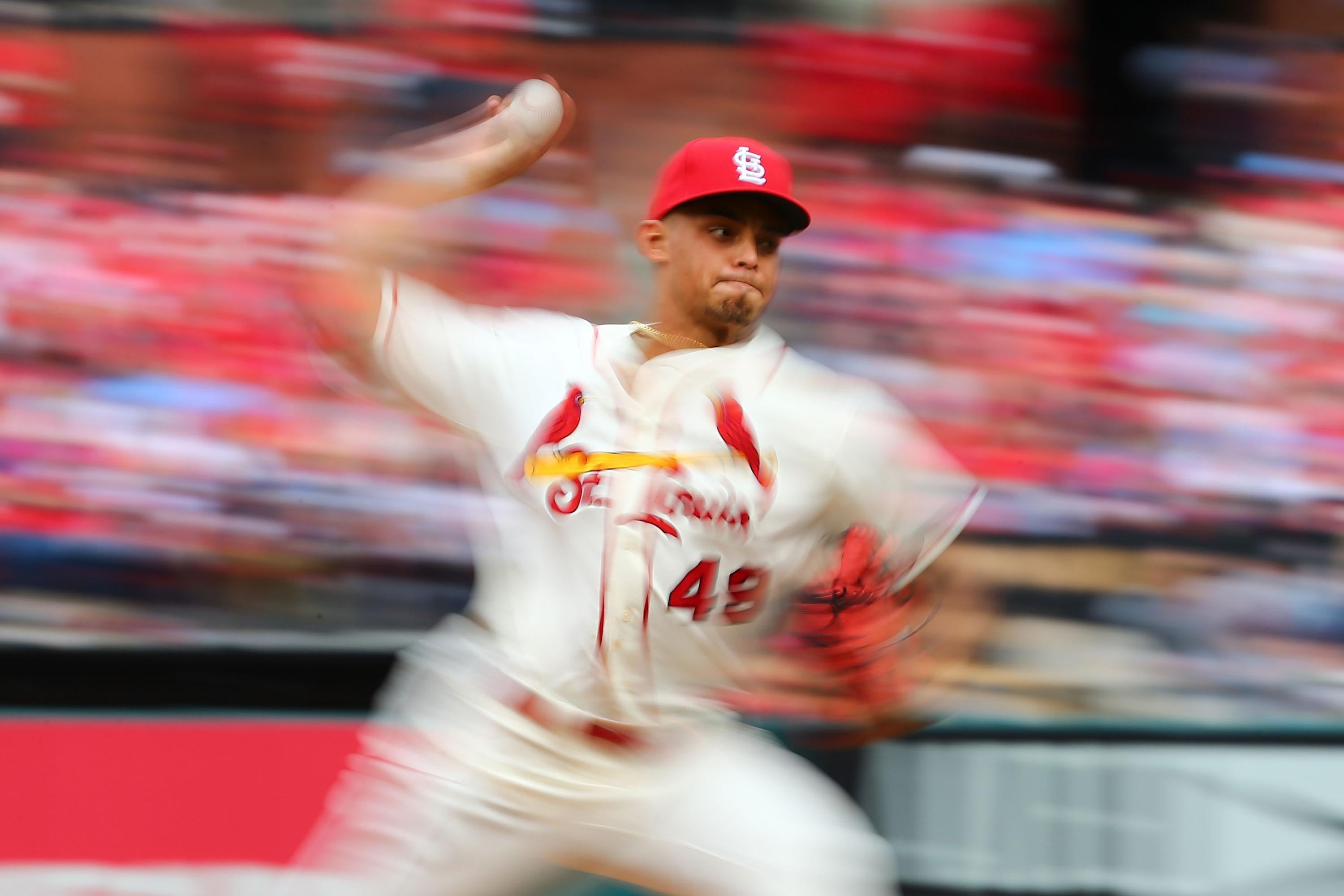 Watch Cardinals' Jordan Hicks throw 105 miles per hour.