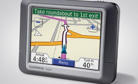 Garmin Nüvi 360 GPS device.