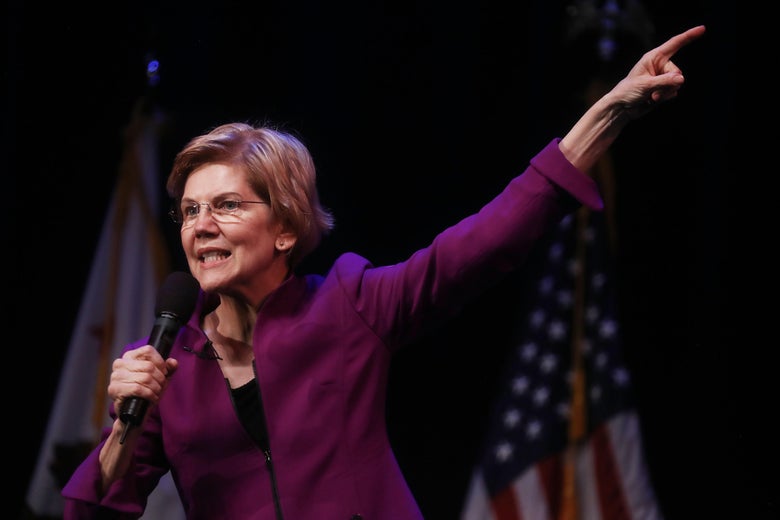 GLENDALE, CA - FEBRUARY 18:  U.S. Senator and Democratic presidential candidate Elizabeth Warren (D-MA) speaks at an organizing event on February 18, 2019 in Glendale, California. Warren is attempting to become the Democratic nominee in a crowded 2020 presidential field and is the first candidate to have a public campaign event in the metropolitan area of Los Angeles.  (Photo by Mario Tama/Getty Images)