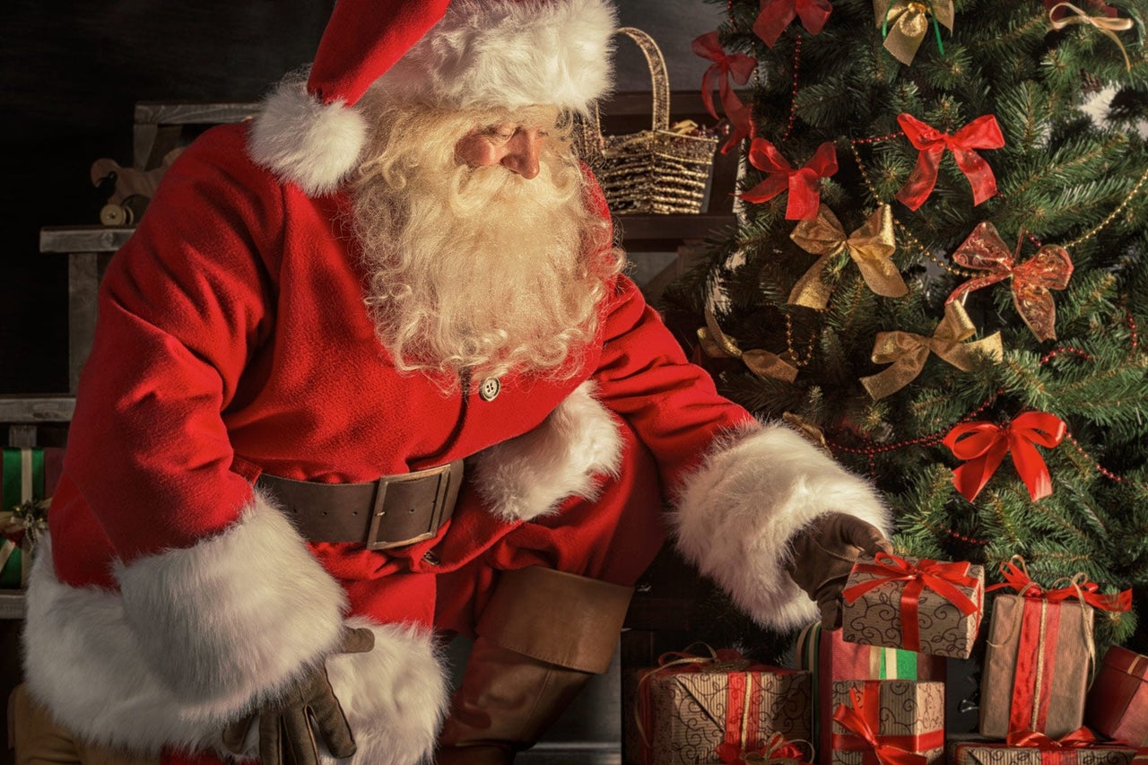 Santa lie and kids: How should respectful parents approach the holiday ...