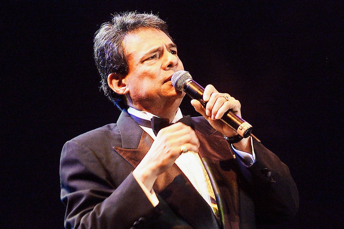 José José obituary Mexico’s iconic crooner of heartbreak and longing.