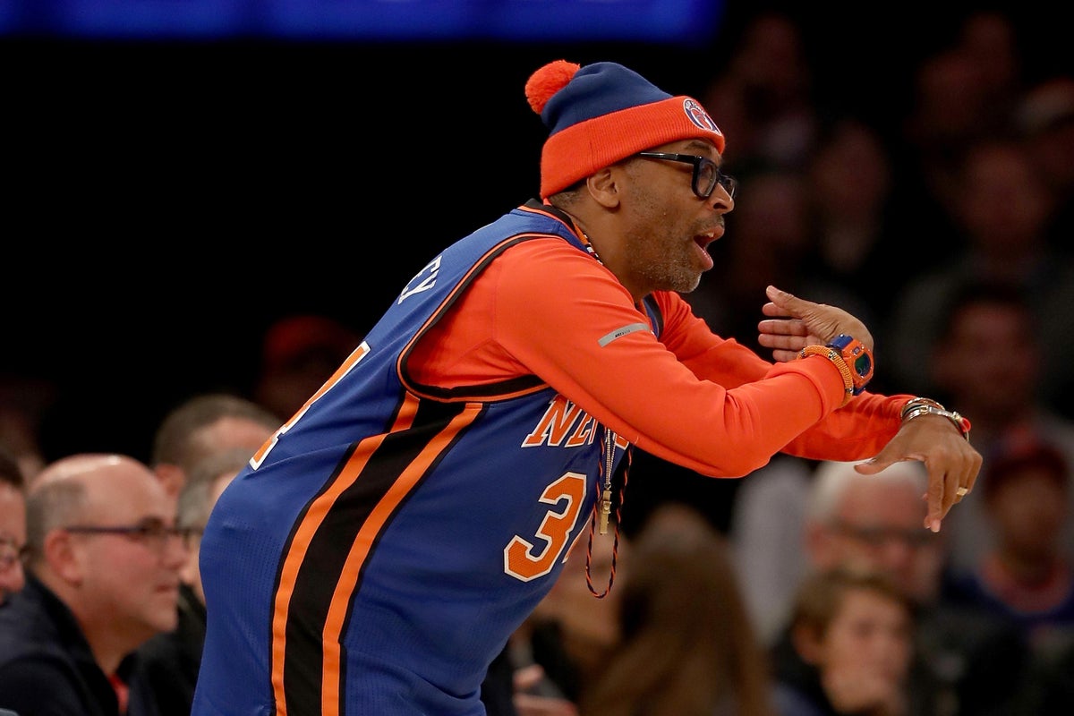Spike Lee New York Knicks Vs Sacramento Kings at Madison Square Garden New  York City, USA - 15.02.12 Stock Photo - Alamy