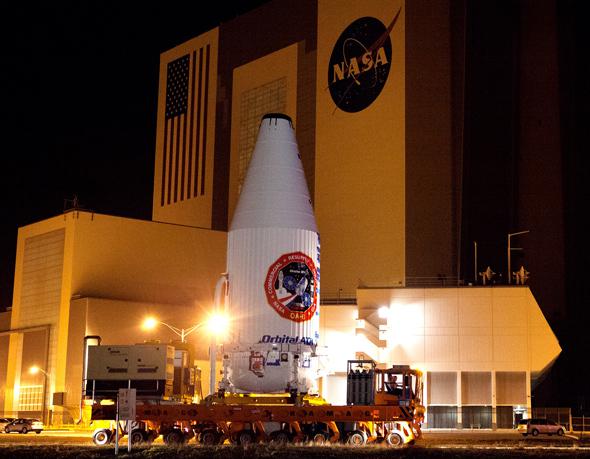 Cygnus Orbital ATK OA-6 Transport from PHSF to VIF
