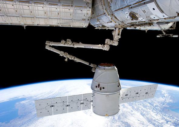 ISS and Dragon capsule