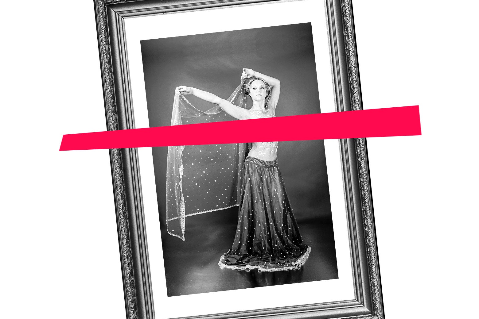 Help! My Dad Moved in With His Girlfriend. Her Choice of "Decor" is Going to Scar My Kids for Life.