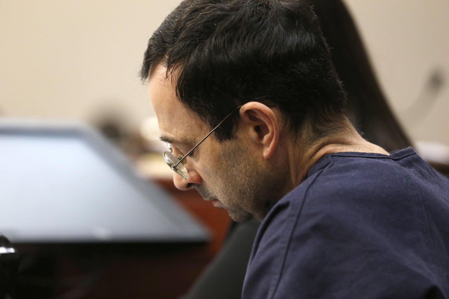 Larry Nassar Former U S Gymnastics Doctor Sentenced To 40 To 175