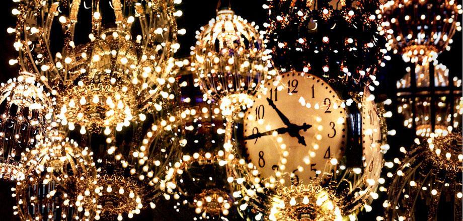 Jenny Okun. Grand Central Clock.