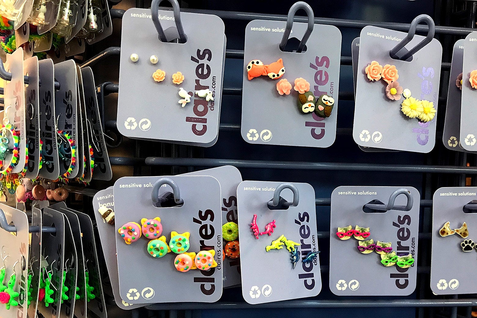 I Was a Teen Ear Piercer at Claire's. I Know What We'll Lose if the Chain Shutters.