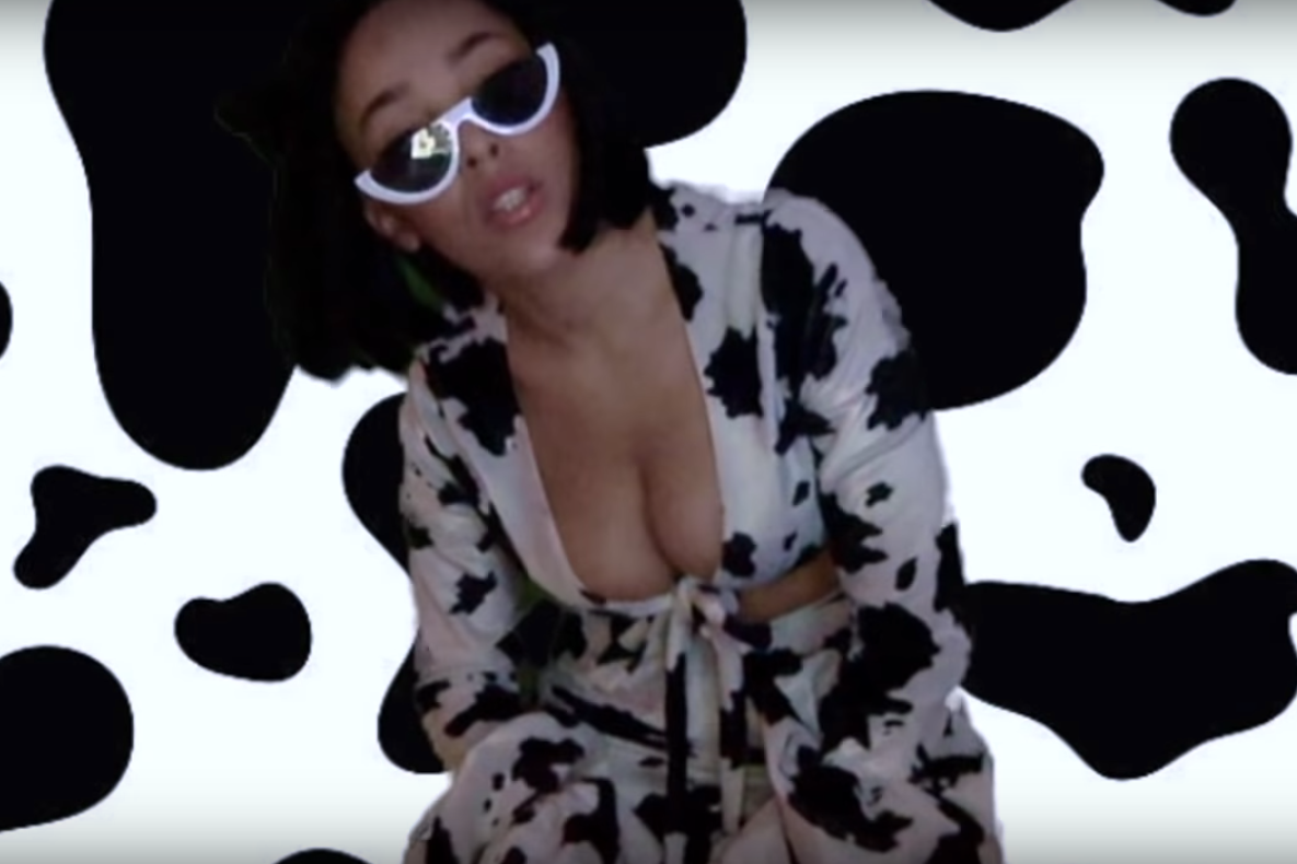 Doja Cat's cow-themed rap "Mooo" is viral gold (VIDEO).