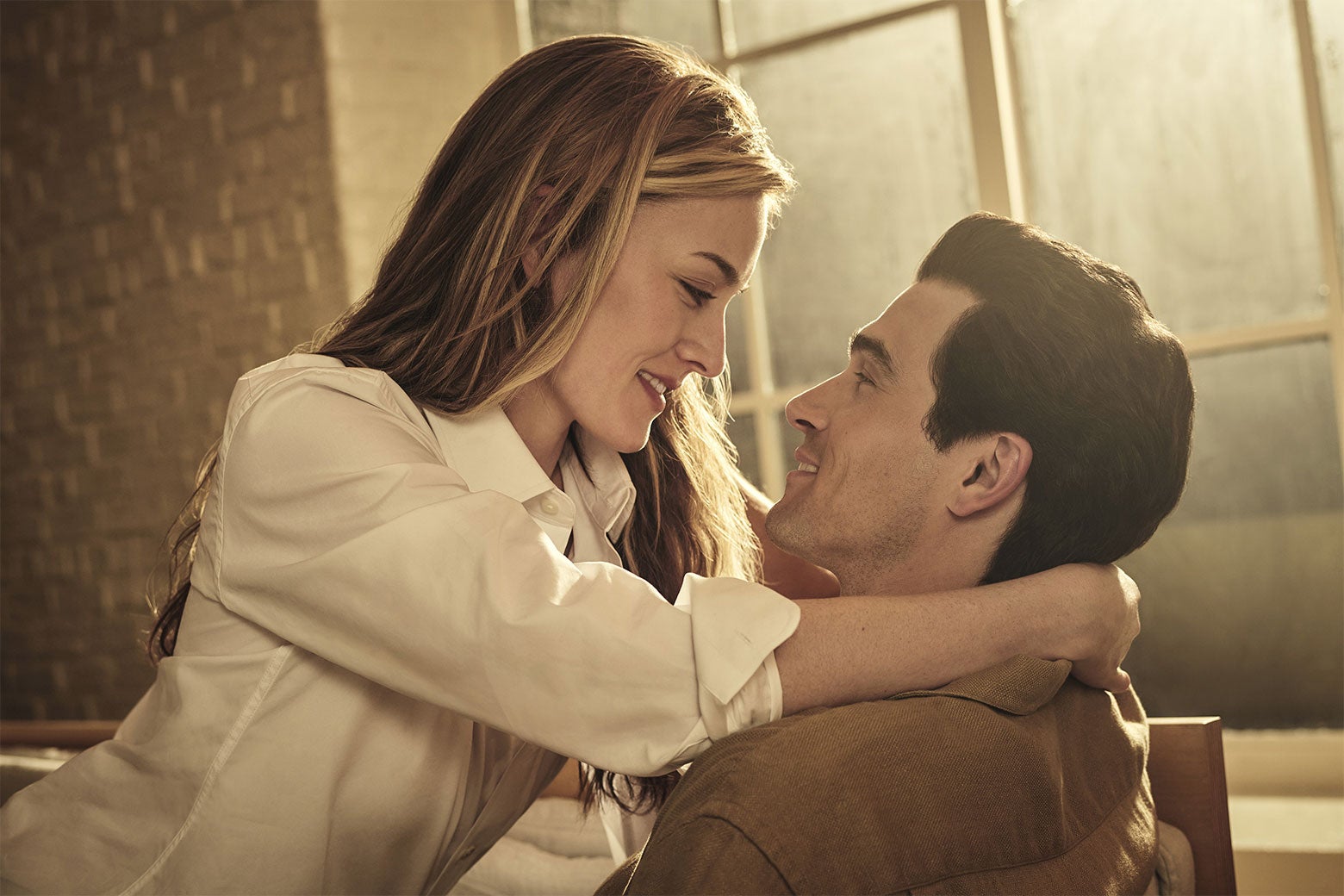 America’s Obsession With Its Own Royal Family Hasn’t Abated. A Sexy New Show Captures Why.