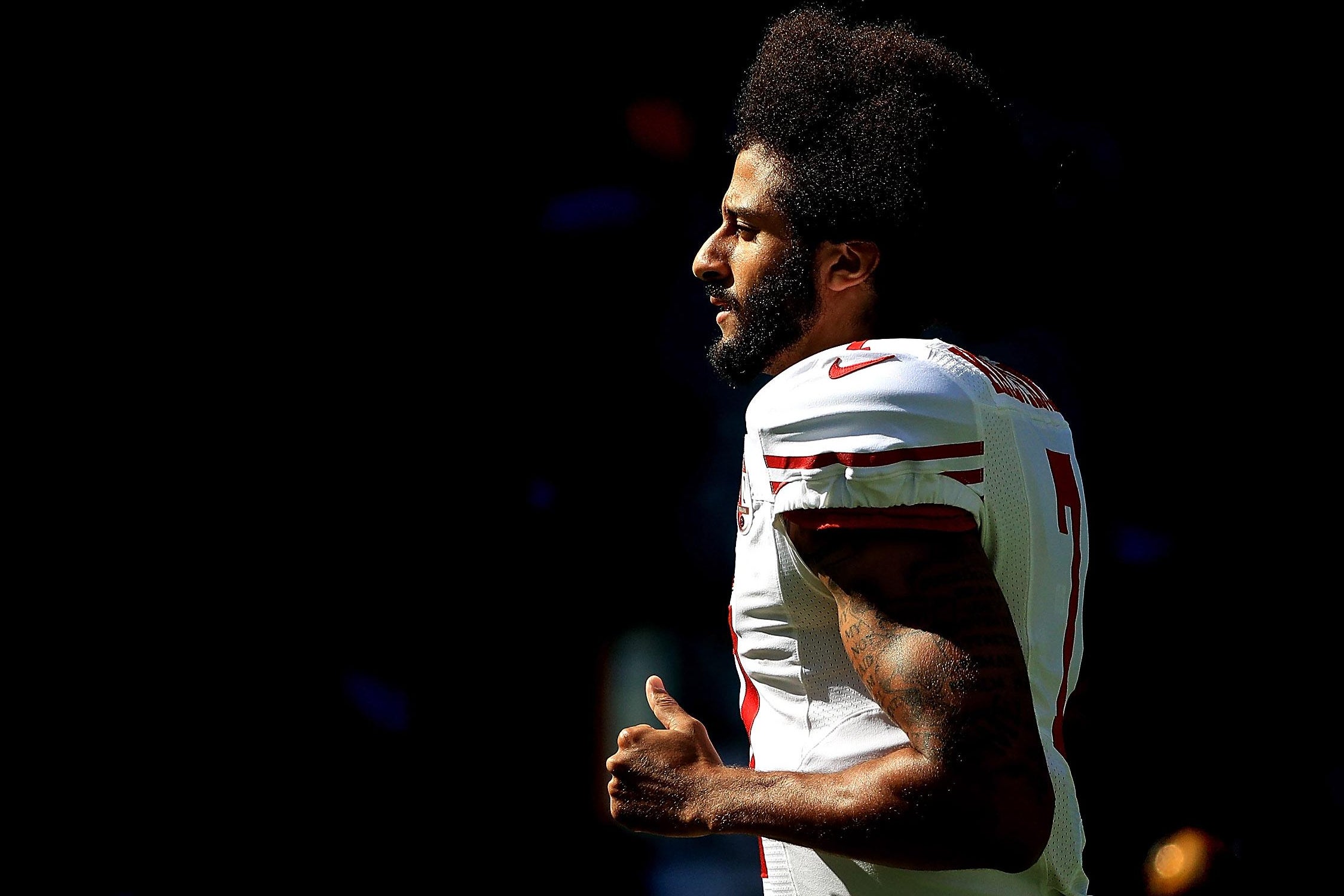 The NFL Protests With Colin Kaepernick, Who's Still Unsigned - WSJ