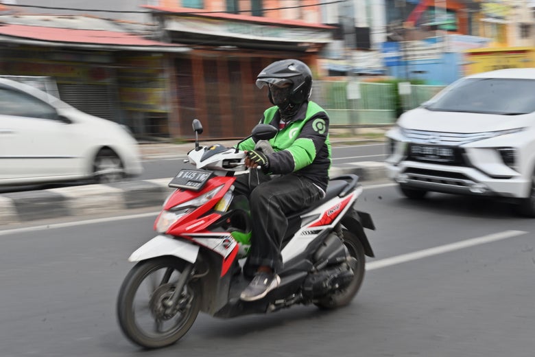 Delivery Platform Algorithms Don’t Work Without Drivers’ Deep Local Knowledge Delivery Platform Algorithms Don’t Work Without Drivers’ Deep Local Knowledge