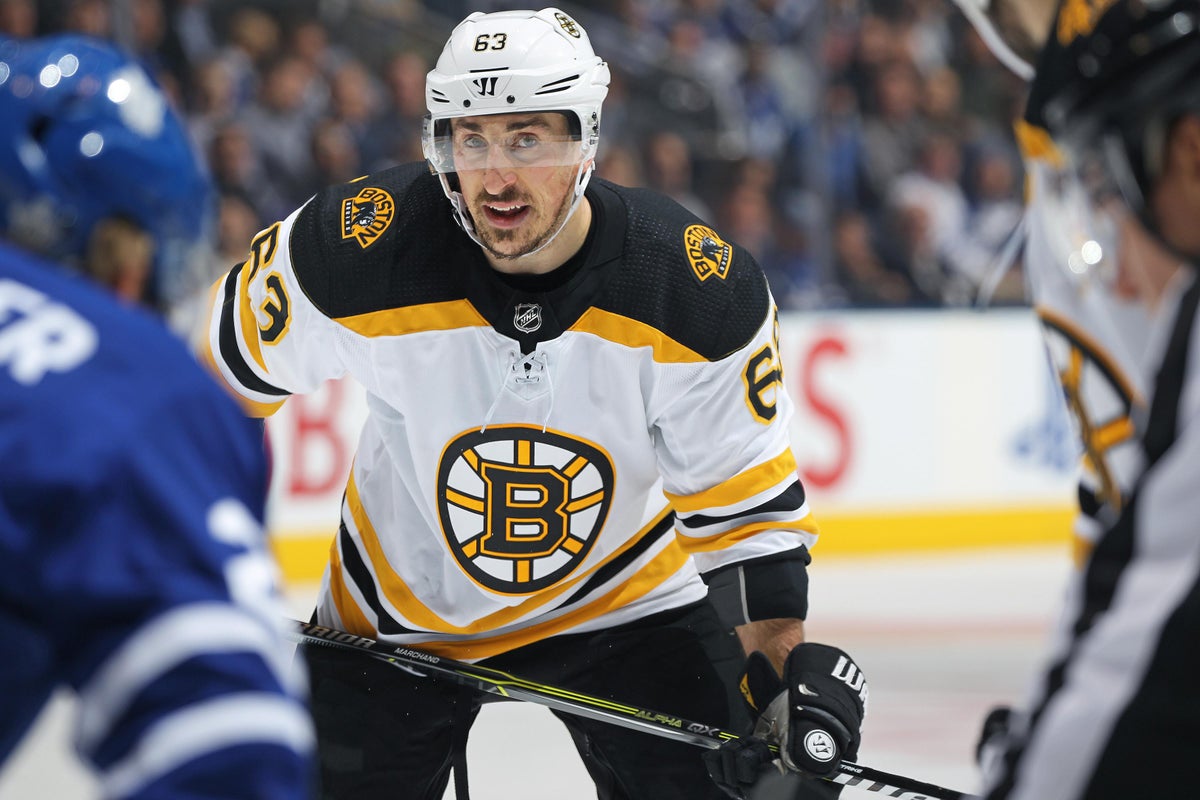 Tongue in cheek: NHL player Marchand licks opponent on ice again (VIDEO)  — RT Sport News