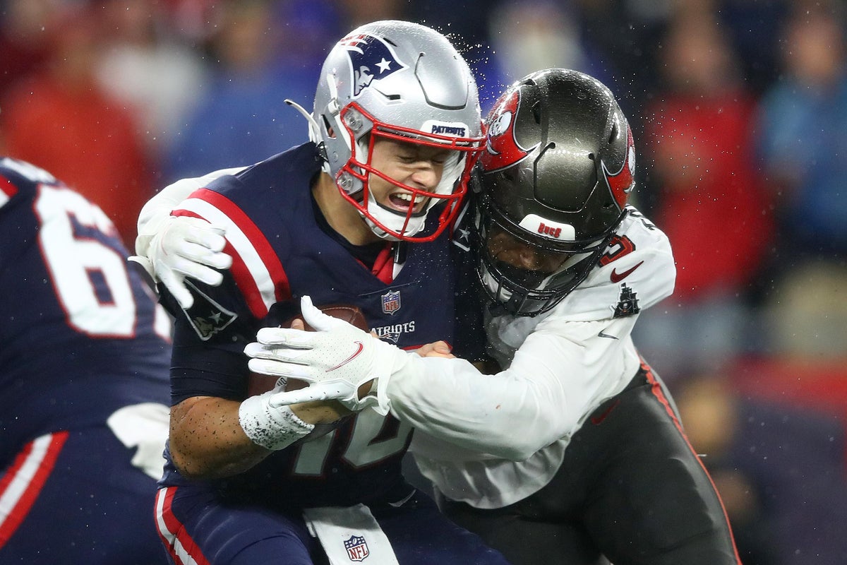 Tom Brady was far from terrific, but Buccaneers beat Patriots 19-17 on  Sunday Night Football 