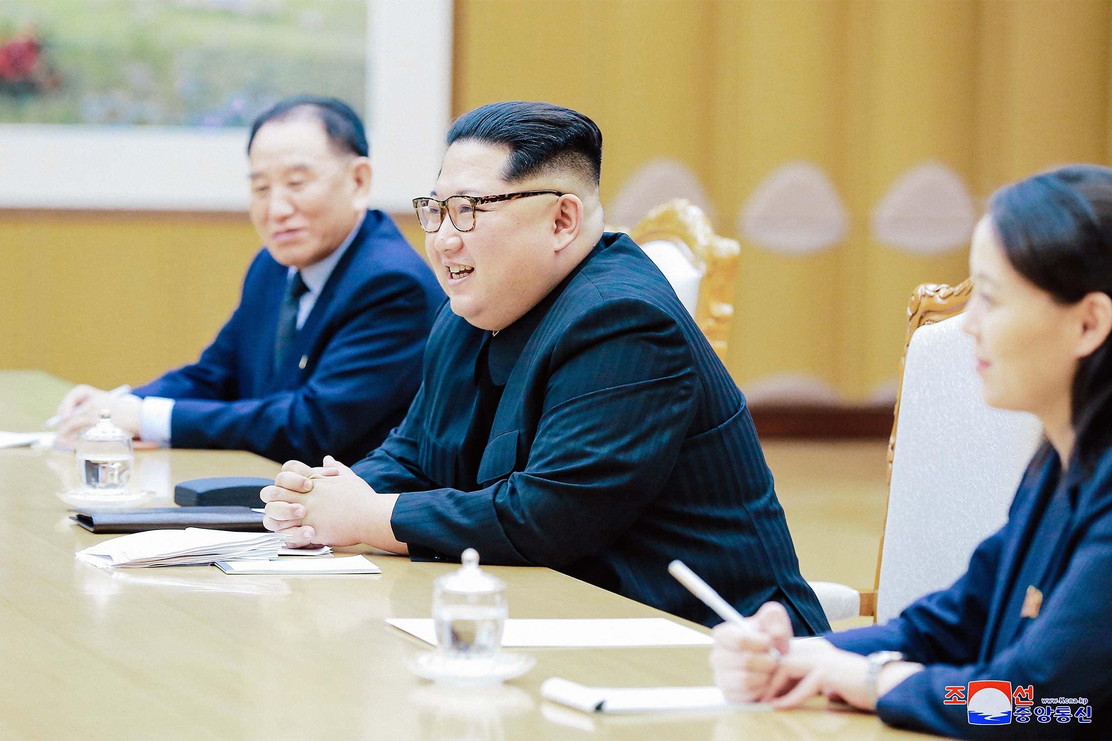 North Korean leader Kim Jong-un meets members of the special delegation of South Korea’s president.
